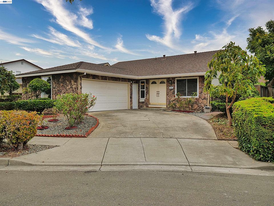 1st image of 3542 Surry Pl