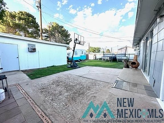 5th image of 1108 W Jefferson Ave
