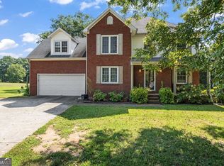 121 Wynn Dr, Hampton, GA 30228