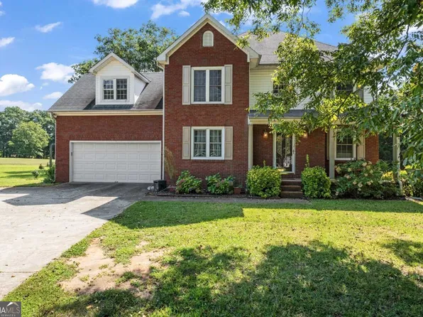 121 Wynn Dr, Hampton, GA 30228