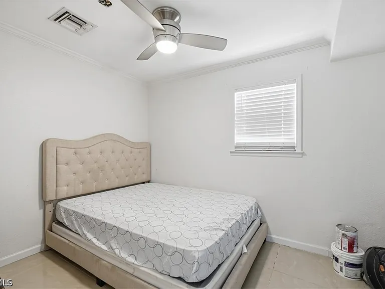 1108 Truman Ave — Photo 12