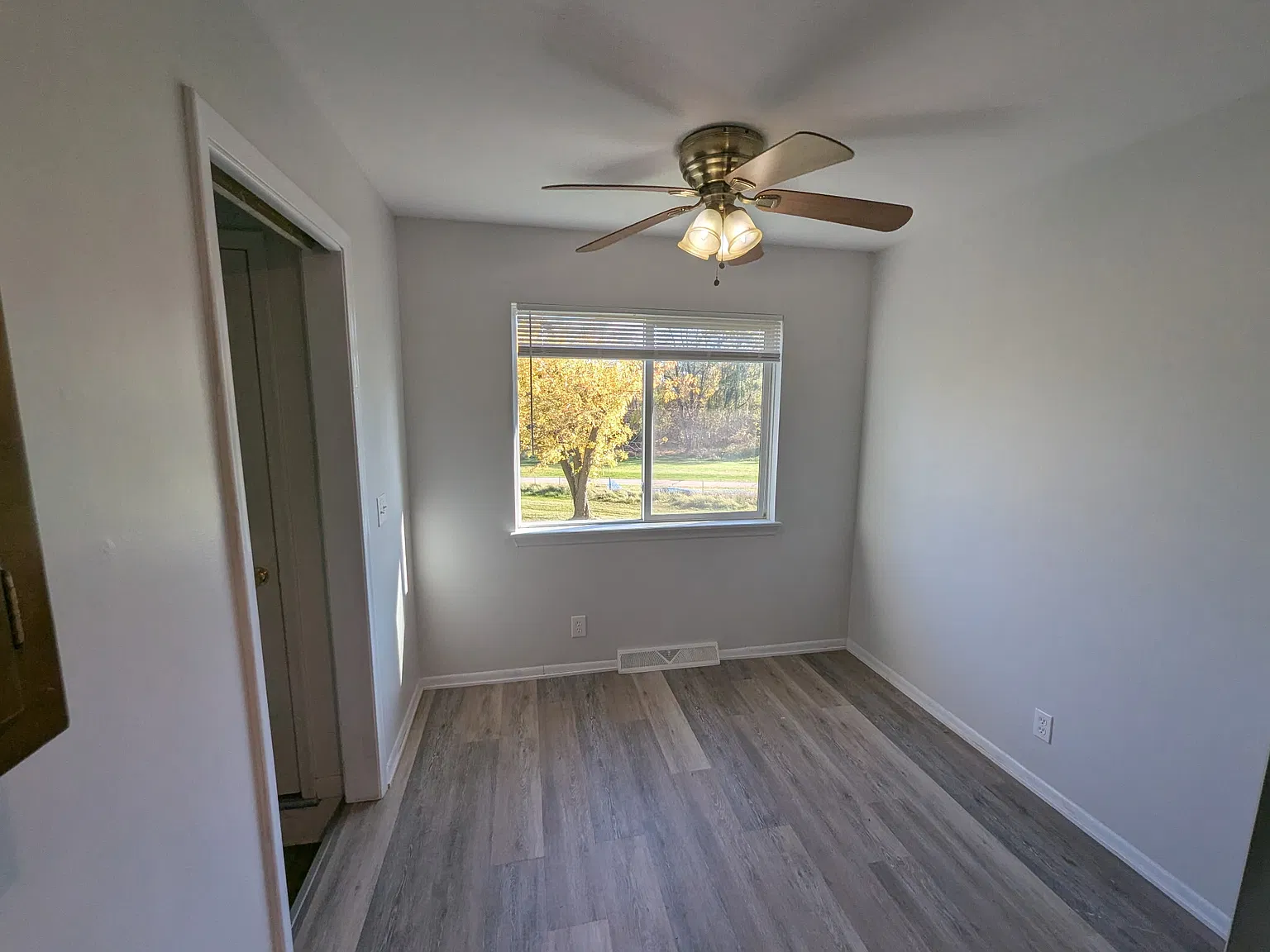 2 bed, 776 sqft, $1,150 — Photo 3