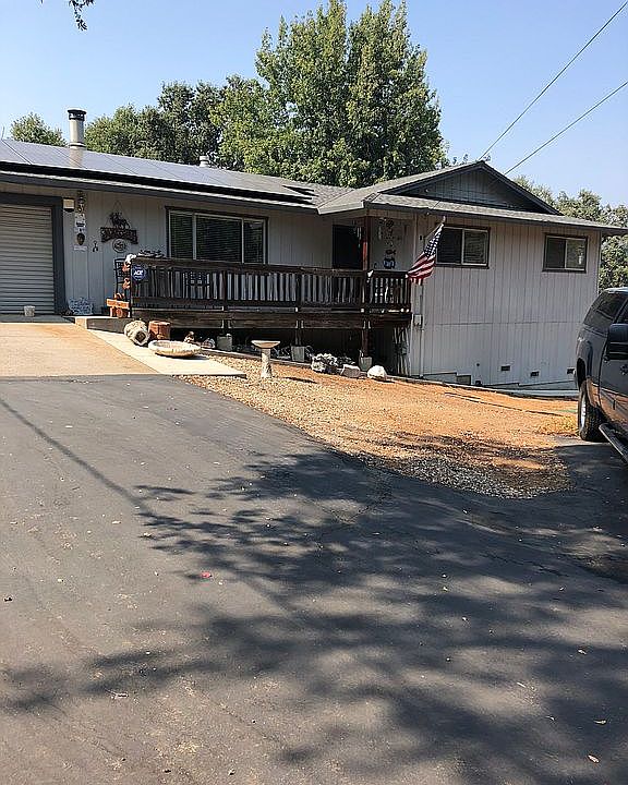 2nd image of 21100 Phoenix Lake Rd