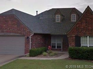 1522 S Desert Palm Pl, Broken Arrow, OK 74012