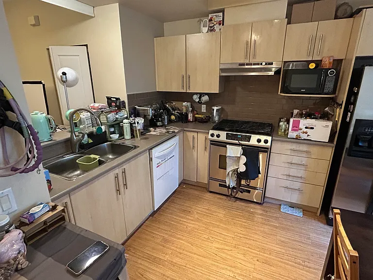 9229 University Cres #1XX — Photo 8