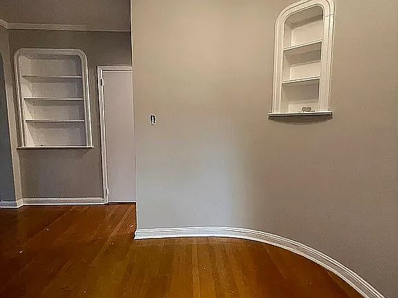 3rd image of 6712 Yellowstone Blvd APT C5