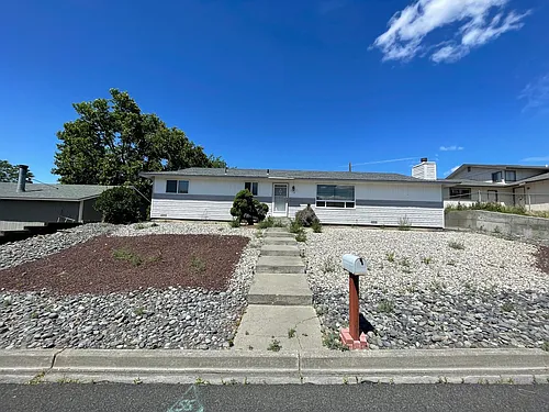 210 W Nelson Rd Photo 1