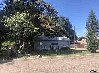 862 Locust Ave, Red Bluff, CA 96080