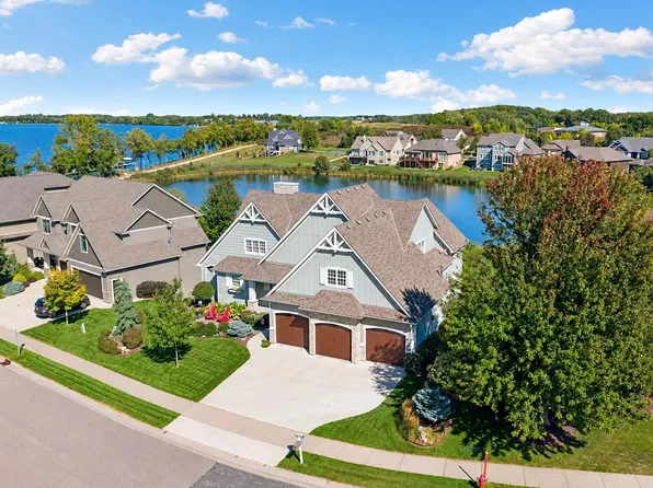 816 Beach Rd, Waconia, MN 55387