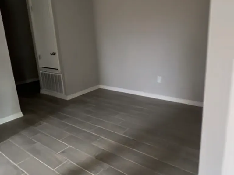 2114 Saulsbury Dr #A — Photo 2