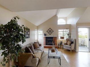 2918 Luciernaga St #5, Carlsbad, CA 92009