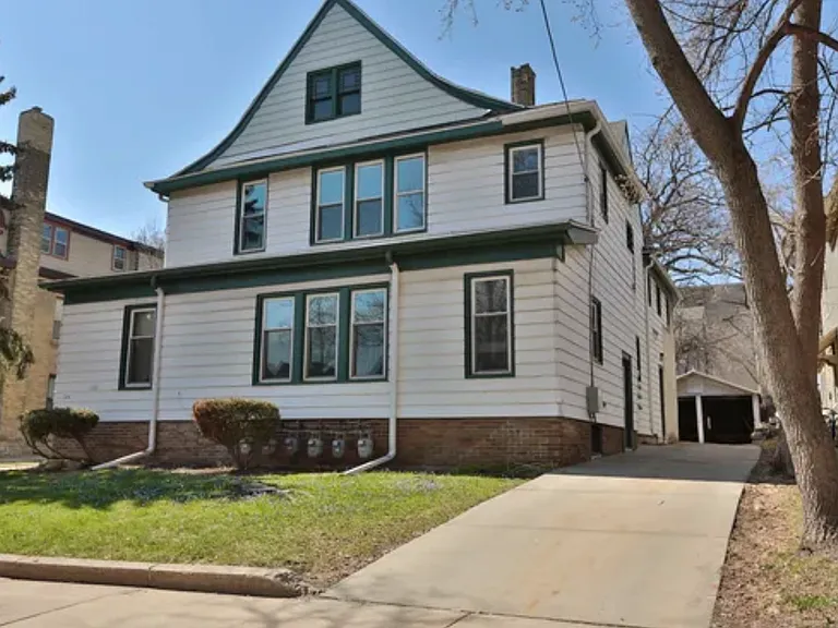 128 W Gilman St — Photo 27