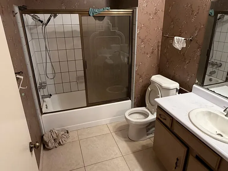 1245 Cordova St #304 — Photo 4