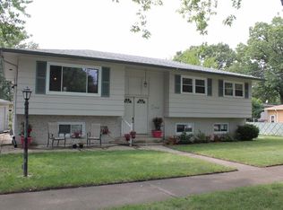 2518 Willowdale Rd, Portage, IN 46368