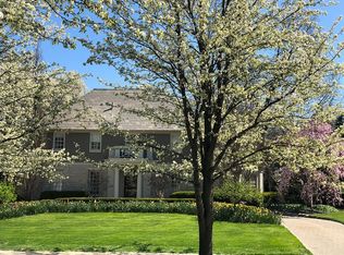 2252 Tremont Rd, Columbus, OH 43221