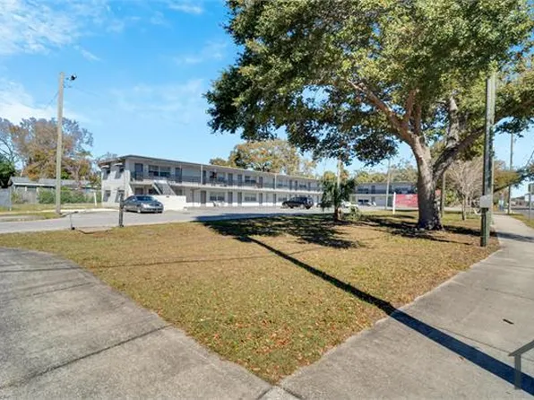 2475 18th Ave S, Saint Petersburg, FL