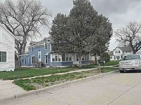 905 O St, Bridgeport, NE 69336