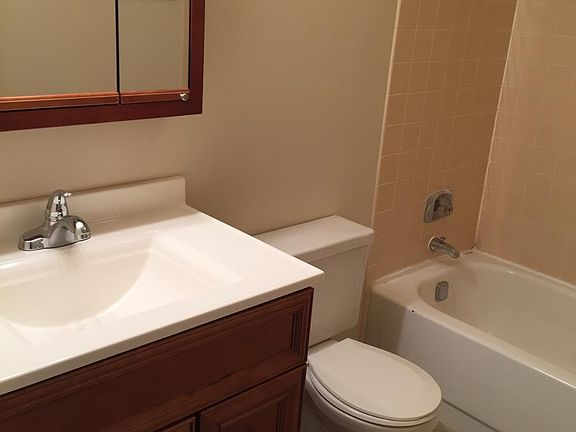 4th image of 650 Perrie Dr Unit 104
