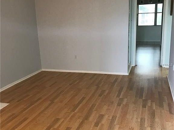 5th image of 951 79th Ave N APT 321