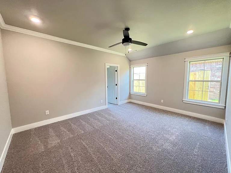 1037 Trailwood St — Photo 8