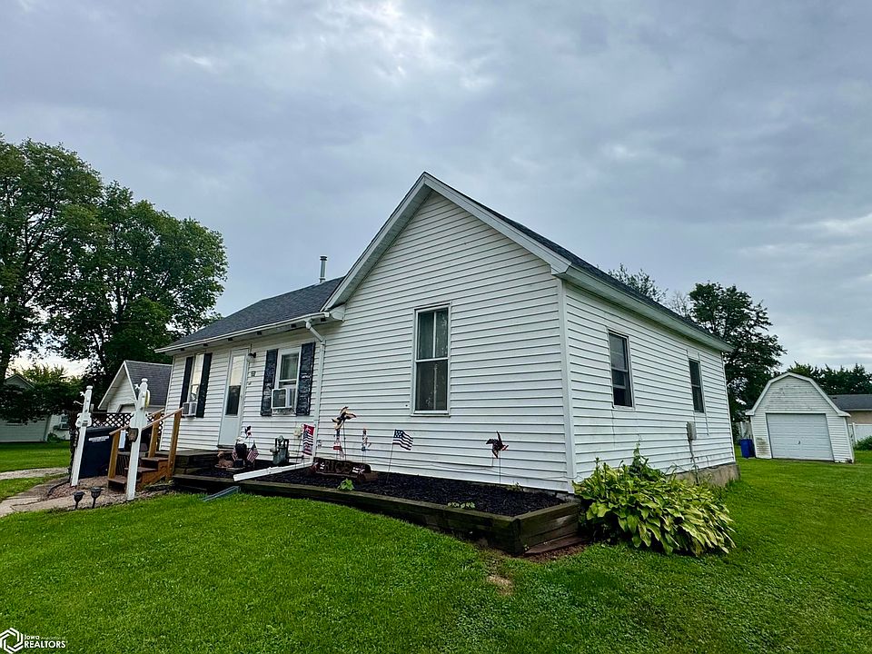 1st image of 205 SE 2nd St