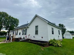 205 SE 2nd St, Morning Sun, IA 52640