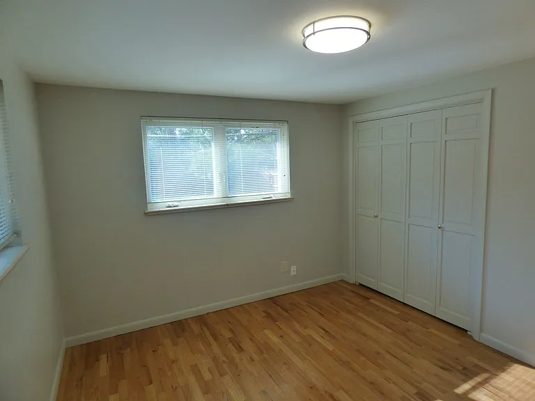 1543 S Hudson St — Photo 16