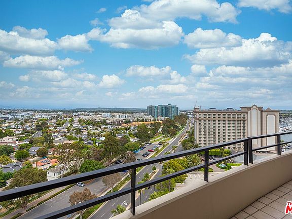 3rd image of 4337 Marina City Dr Penthouse 42