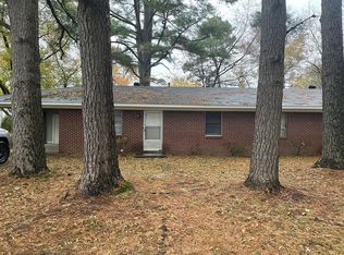 1526 Hardy St, Conway, AR 72034