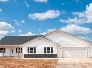 295 Cozy Dr, Ash Flat, AR 72513