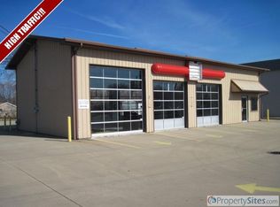 811 W Lincoln Ave, Charleston, IL