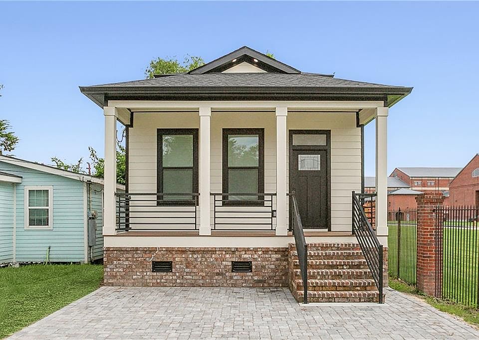 1st image of 6435 Urquhart St