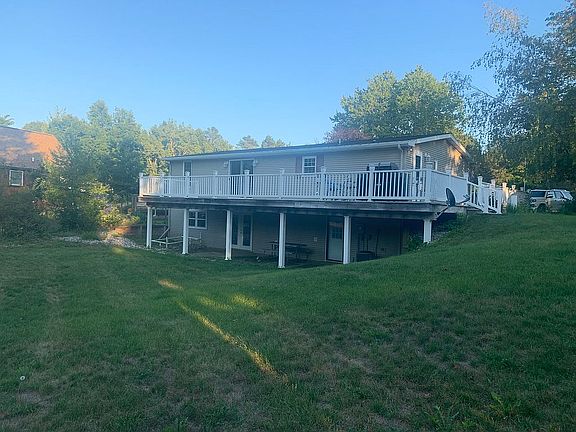3rd image of 1869 N White Birch Dr