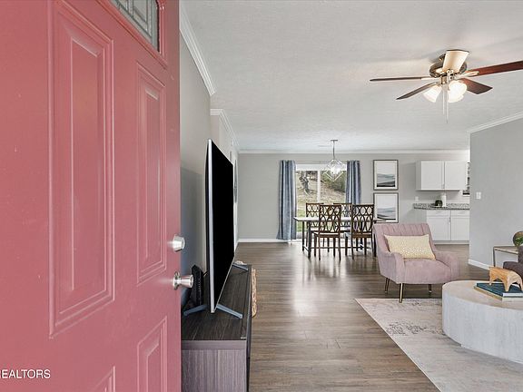 2nd image of 2007 Tuscany Gardens Dr