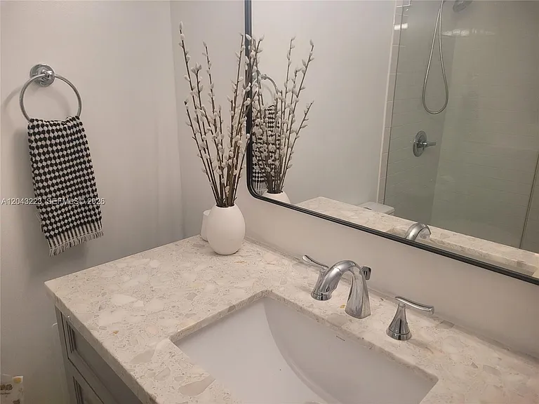 1200 West Ave #720 — Photo 24