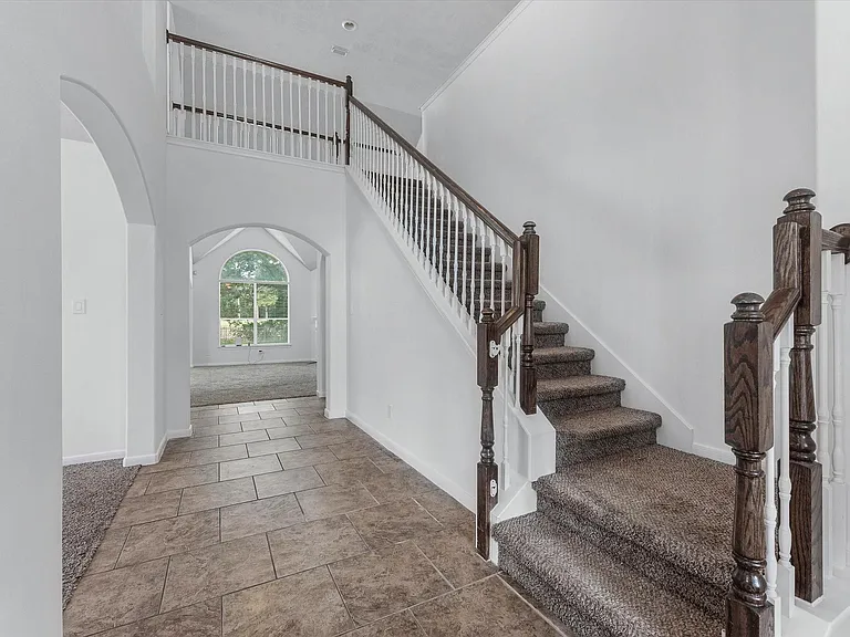 25553 Oakhurst Forest Dr — Photo 16