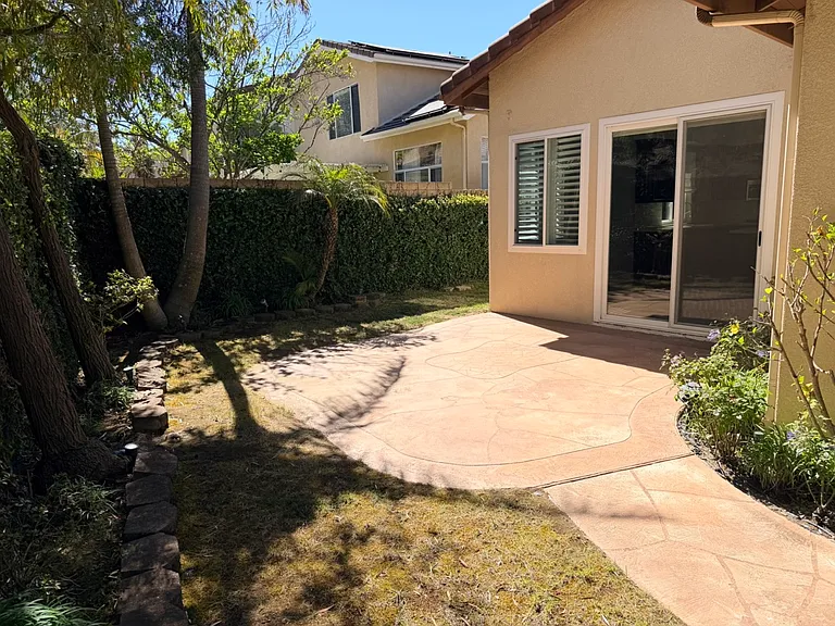 4370 Camino De La Rosa — Photo 23