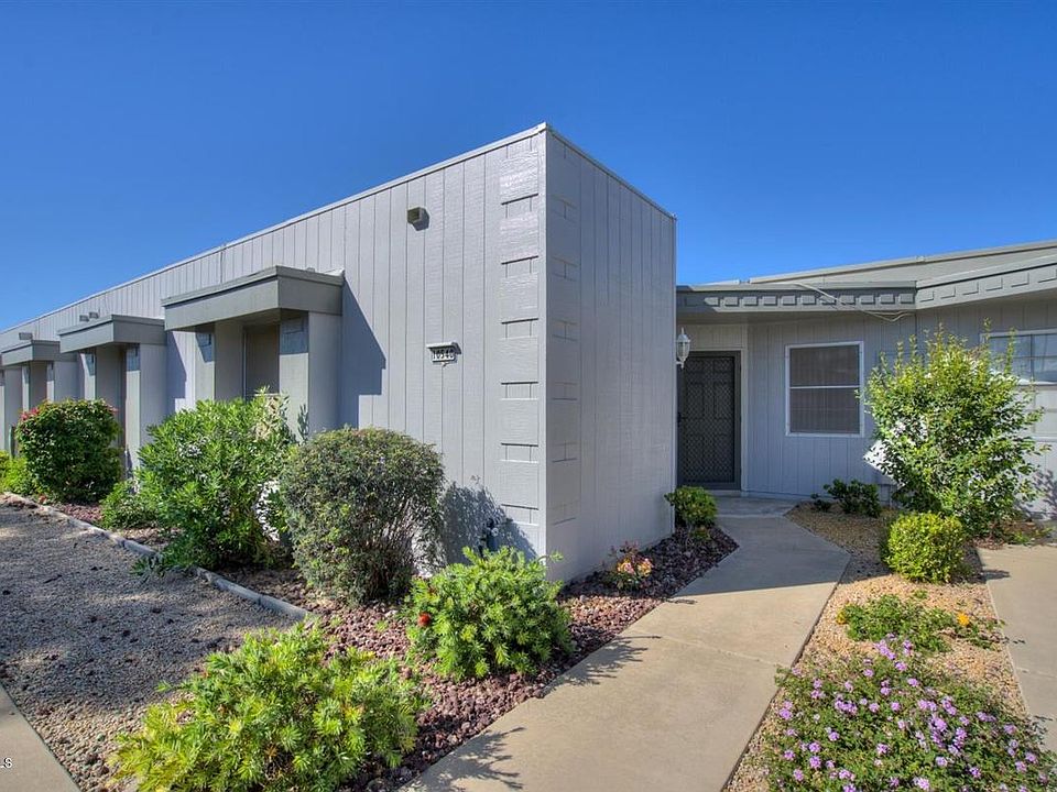 1st image of 10540 W Palmeras Dr