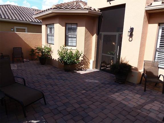 4th image of 517 Catania Ln