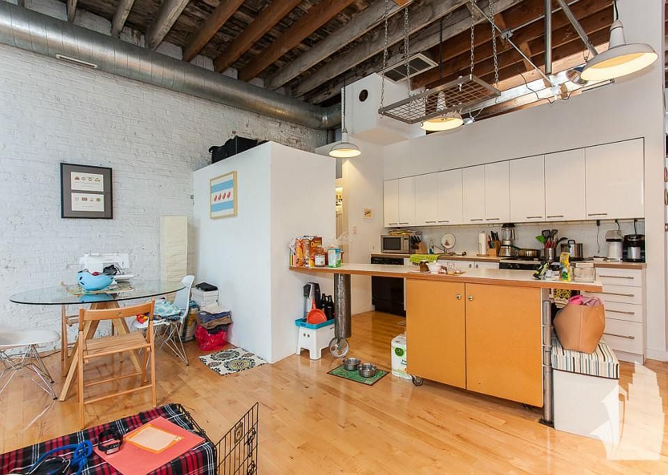 1st image of 3827 N Ravenswood Ave #2B