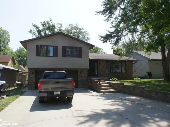 1008 Creek St, Webster City, IA 50595