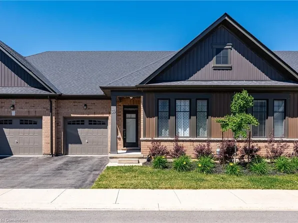 39 Cosmopolitan Cmn, Saint Catharines, ON L2M 0B8