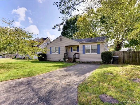 894 Charlotte Dr, Newport News, VA 23601
