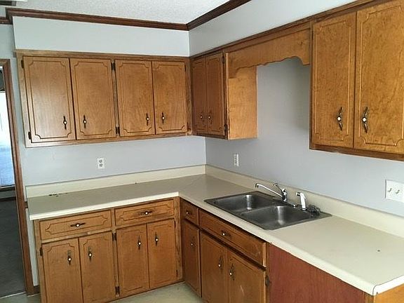 3rd image of 1 Milledge Cir #1
