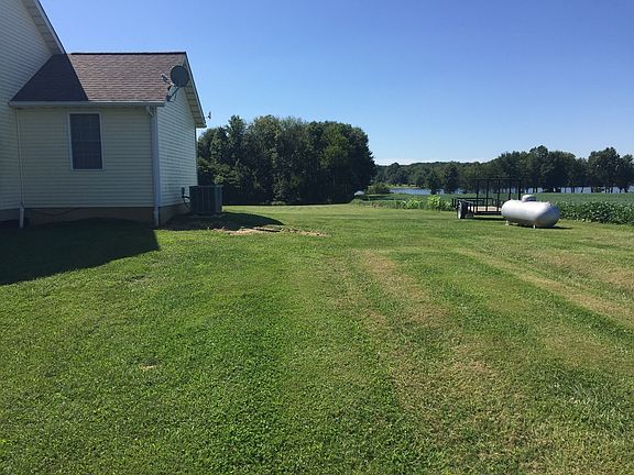 4th image of 1611 E Private Road 255 N
