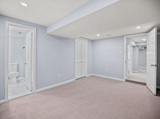 1005 F St NE #B, Washington, DC 20002