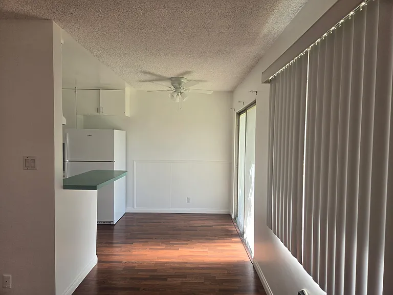 75 Esperanza Ave #C — Photo 14