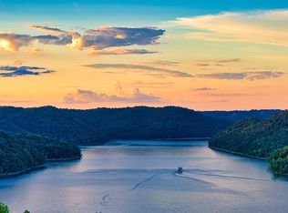 210 Gail Dr, Smithville, TN 37166