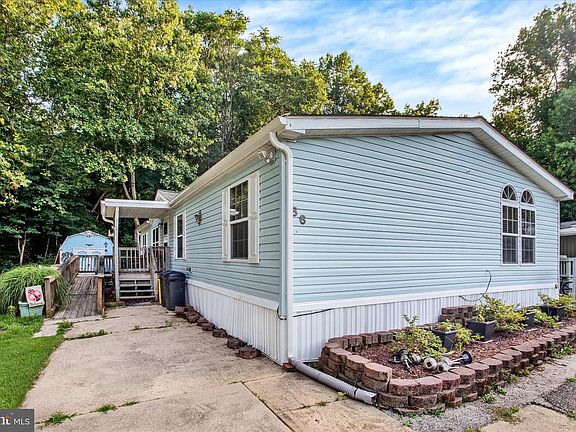 2nd image of 86 Edward Ln