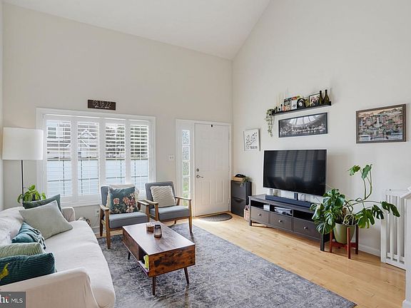 5th image of 25 Lauras Way #27